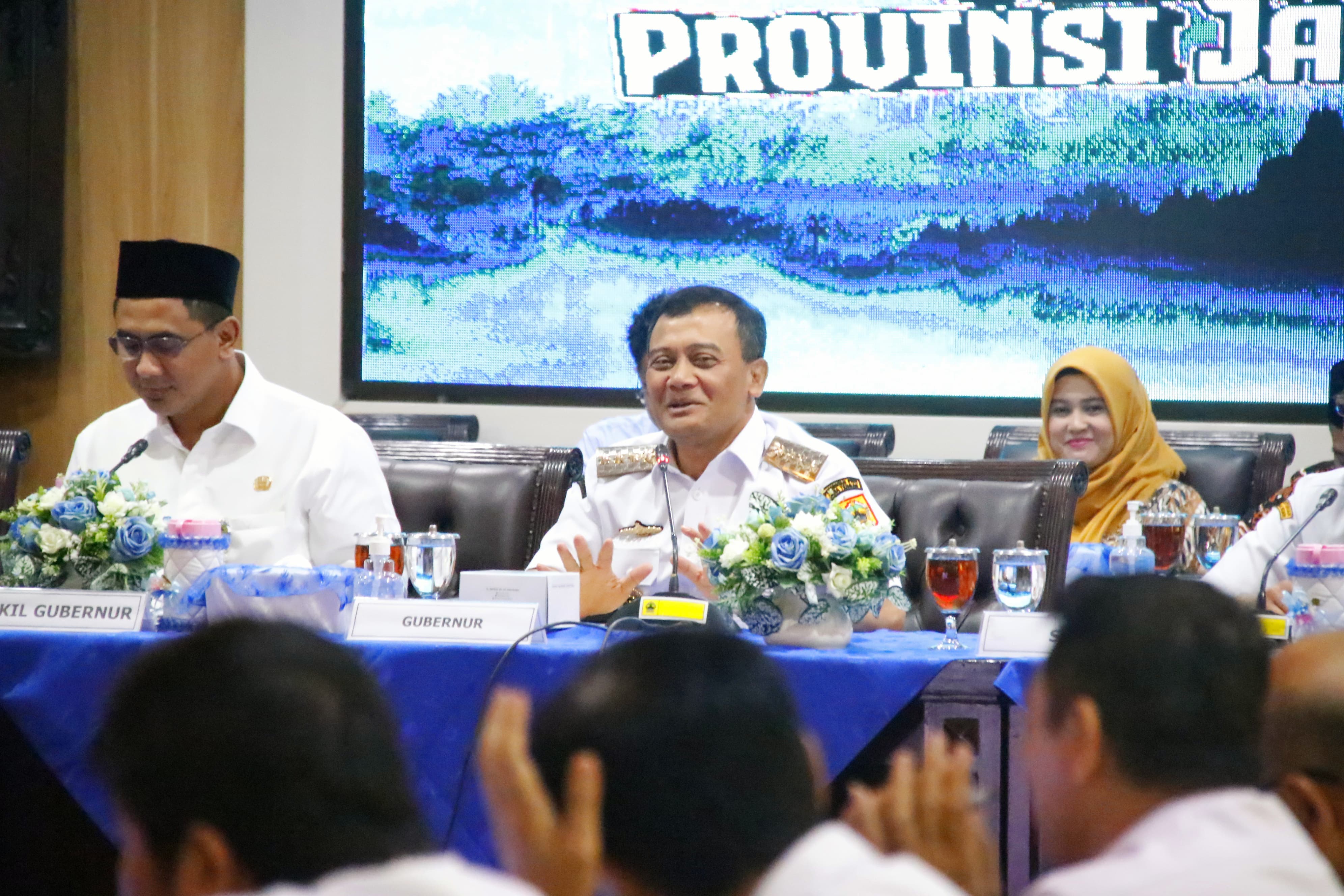 Gubernur Jateng Ahmad Luthfi hadiri Rakor Pengendalian Operasi Kegiatan (POK) yang membahas realisasi kinerja APBD Provinsi Jawa Tengah Tahun Anggaran 2025, Rabu (14/5/2025).