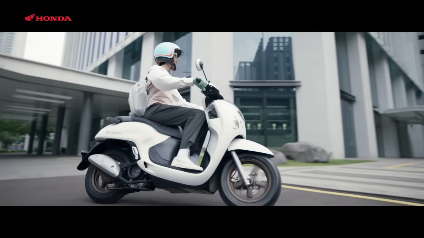 5 Rekomendasi Motor Matic Cocok Untuk Wanita, Irit Konsumsi BBM, Tampilan yang Stylish dan Modern, bisa mencerminkan kepribadian kamu