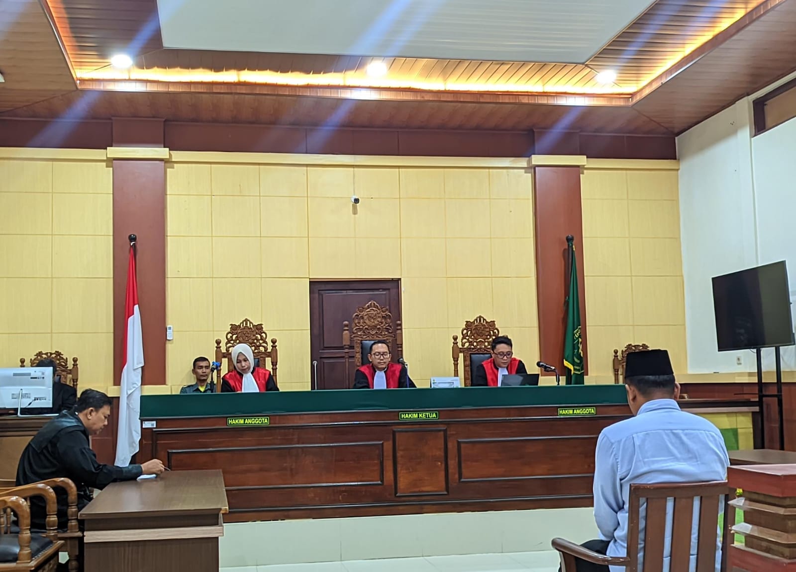 Sarmo, terdakwa pembunuhan berantai divonis hukuman mati oleh Pengadilan Negeri (PN) Wonogiri, Selasa (6/5/2025).