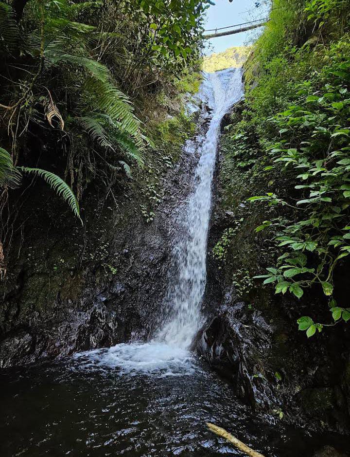 Air Terjun Tempuran Boyolali menawarkan keindahan alam
