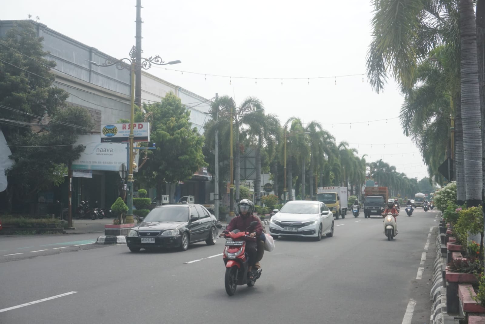 Jalan Pemuda Klaten lokasi car free day (CFD). (Angga Purenda/Radar Solo)