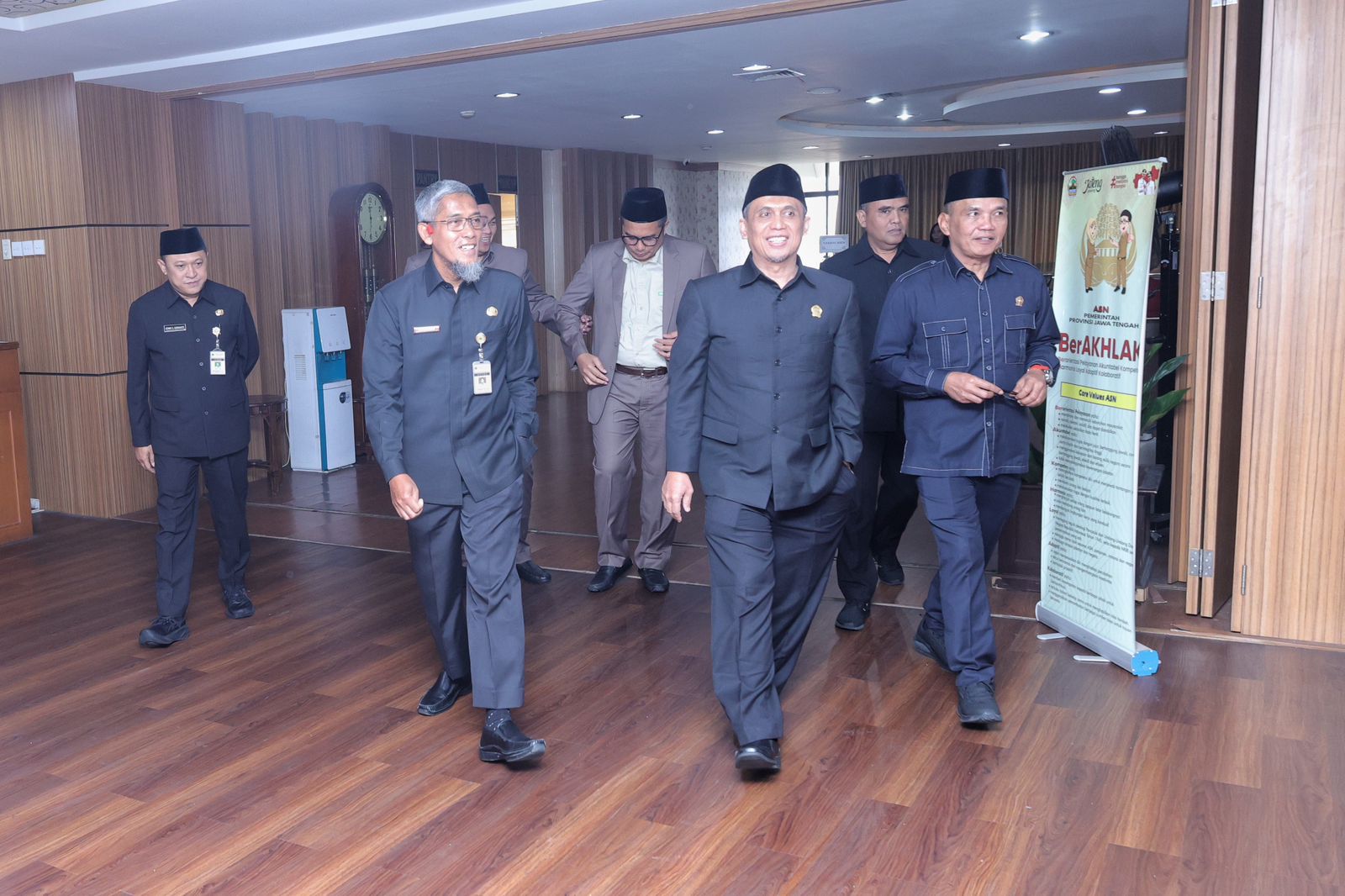 Ketua DPRD Jateng Sumanto (kanan) ingatkan tentang pentingnya lumbung pangan.