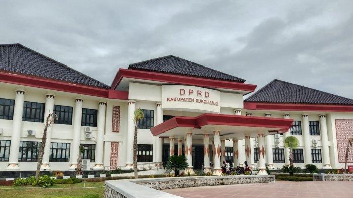 Ilustrasi gedung DPRD Sukoharjo. (Iwan Kawul/Radar Solo)