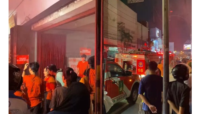 Teh Tarik 88 di kawasan Singosaren, Kemlayan, Serengan Solo mengalami kebakaran, Kamis (12/6/2025) malam.