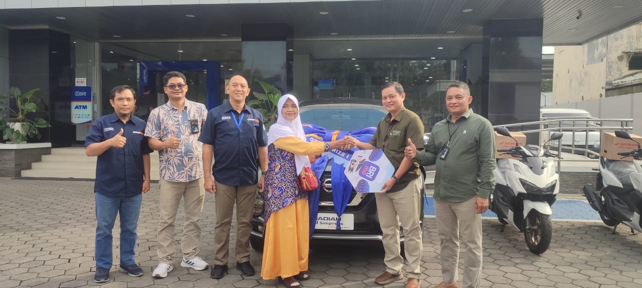 Pemenang Grand Prize berupa satu unit mobil Nissan Livina VL 1.5 AT adalah Ngadinem, warga Desa Bandung, Kecamatan Ngrampal, Sragen yang merupakan nasabah BRI Unit Tangkil.