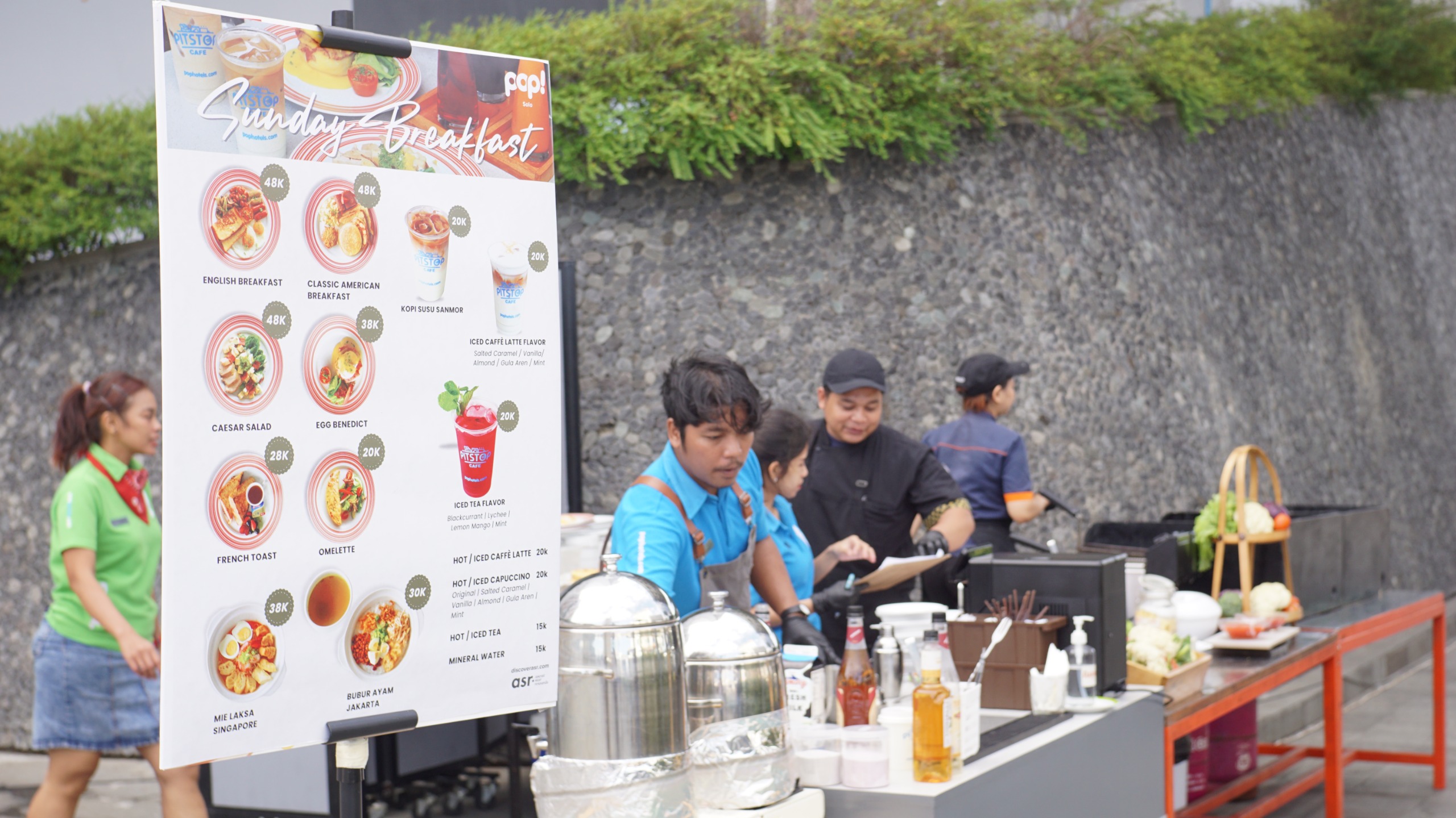 Dengan harga mulai dari Rp 30.000, HARRIS-POP! Hotel Solo luncurkan menu Sunday Breakfast, sajian istimewa untuk menemani pagi Minggu Anda
