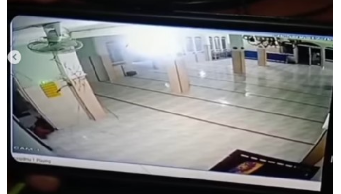 Rekaman CCTV Masjid Mujahidin Manang, Grogol, Sukoharjo.
