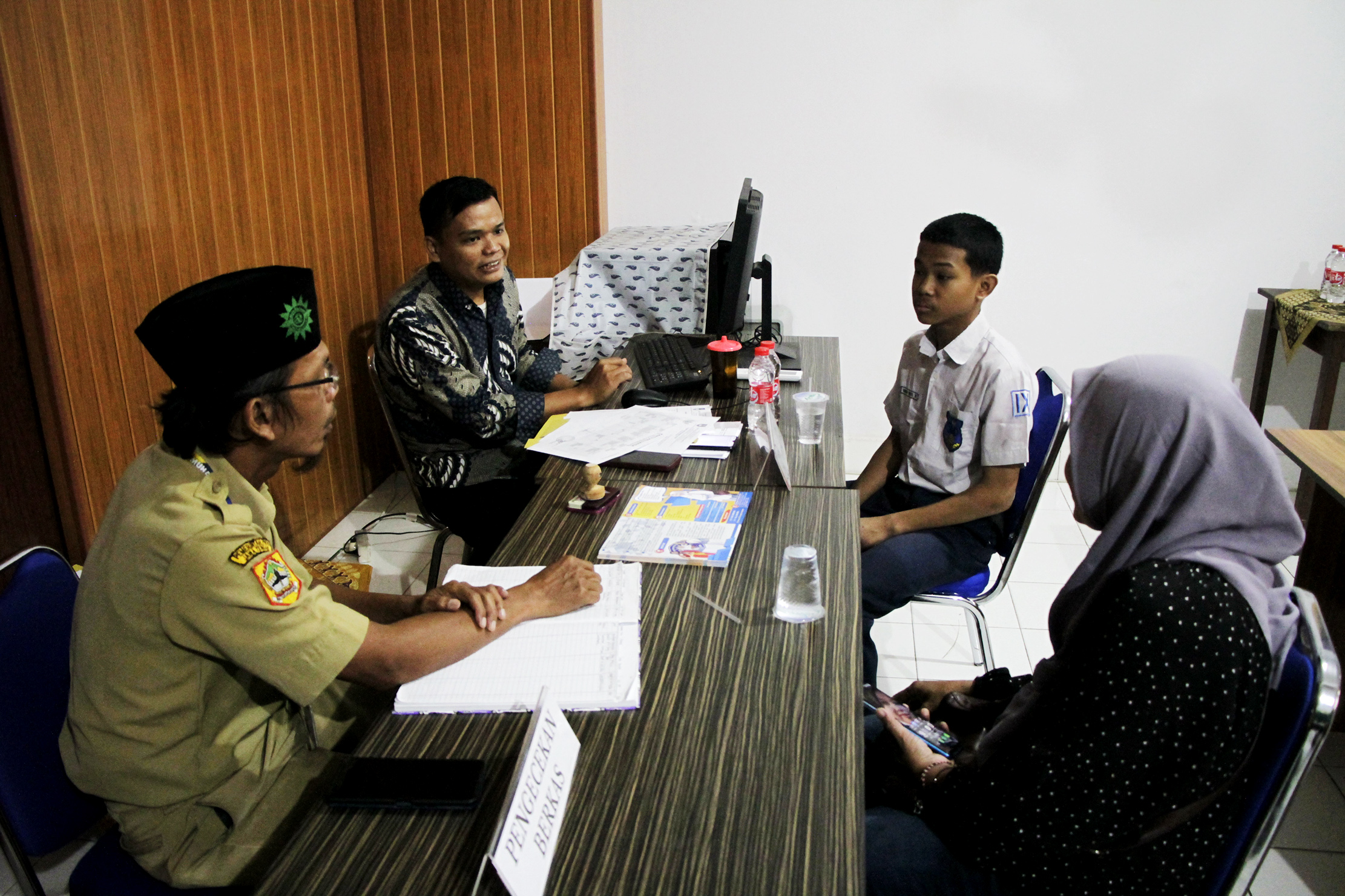 Calon siswa mendaftar di SMA Muhammadiyah 2 Solo saat SPMB 2025.