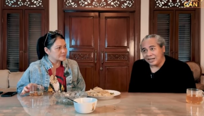 Melanie Subono saat hadir di podcast Ferdy Element.