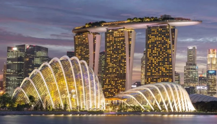 Marina Bay Sands, salah satu ikon wisata Singapura.