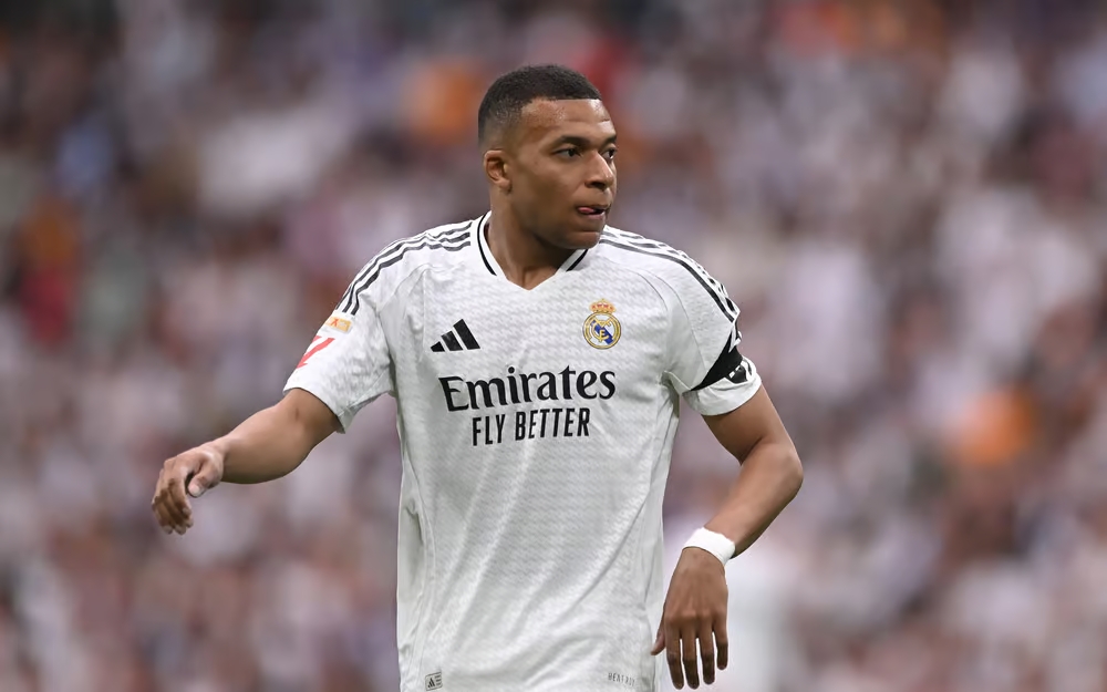 Kylian Mbappe absen di Piala Dunia Antarklub 2025 akibat gastroenteritis. Simak gejala, penyebab, dan penjelasan medis lengkapnya di sini.