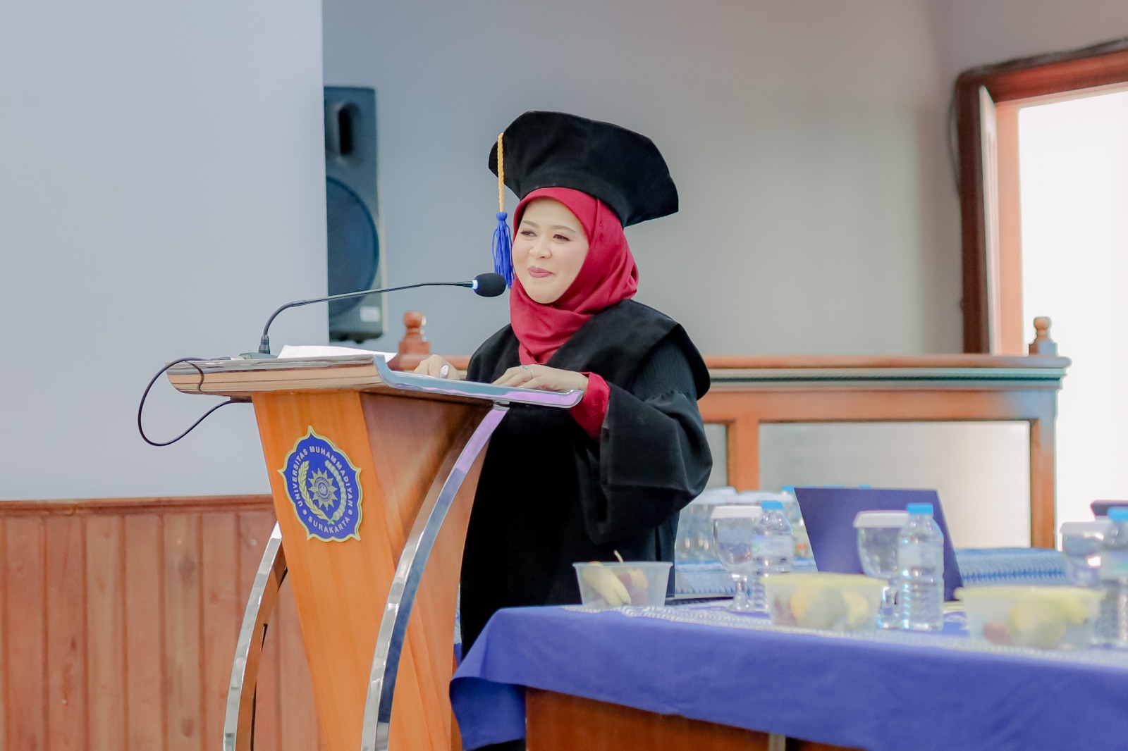 Guru Besar UMS Eny Purwandari.