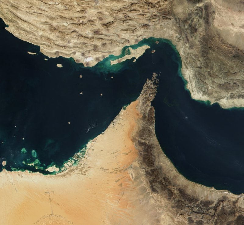 Parlemen Iran menyetujui penutupan Selat Hormuz usai serangan Amerika Serikat ke tiga fasilitas nuklirnya pada Sabtu malam