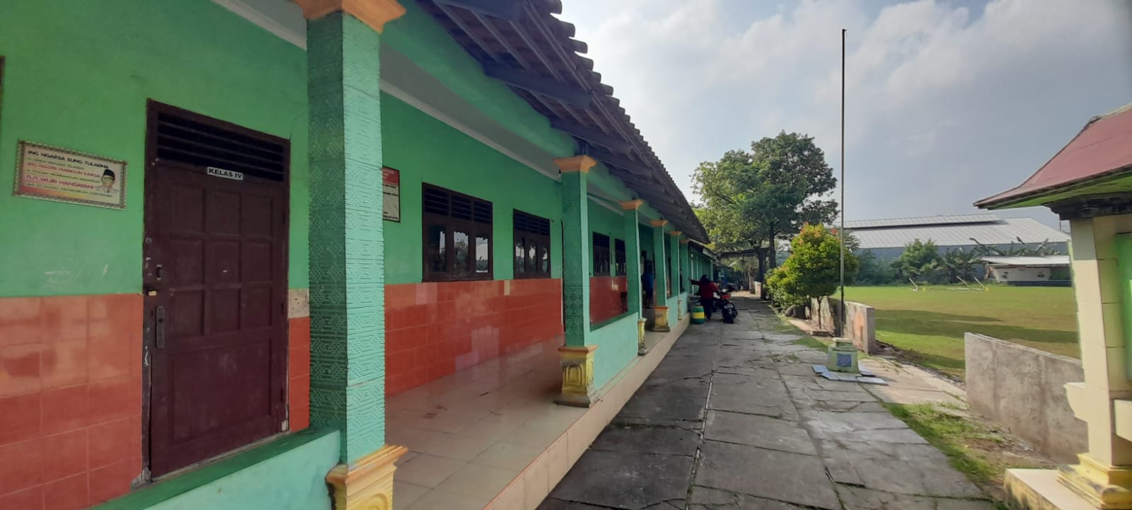 Salah satu SDN di Kecamatan Gondangrejo, Karanganyar yang kekurangan murid baru. (Rudi Hartono/Radar Solo)
