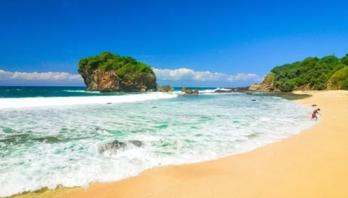 Keindahan Pantai Jungwok di Gunungkidul, Yogyakarta.