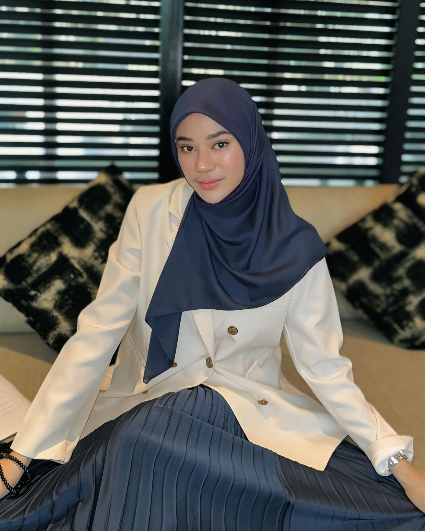 Clara Shinta umumkan akan menikah dengan Muhammad Alexander Assad dan perkenalkan nama barunya: Amira Aulia.