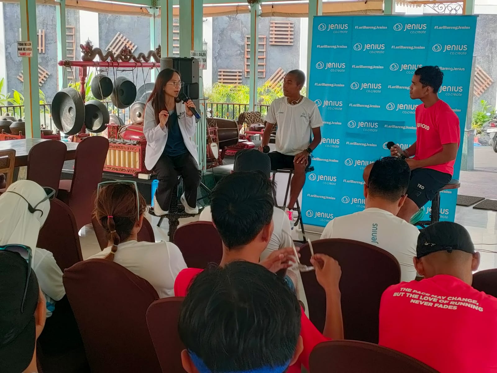 Talkshow kesehatan bersama dokter Mayapada Hospital Surabaya.