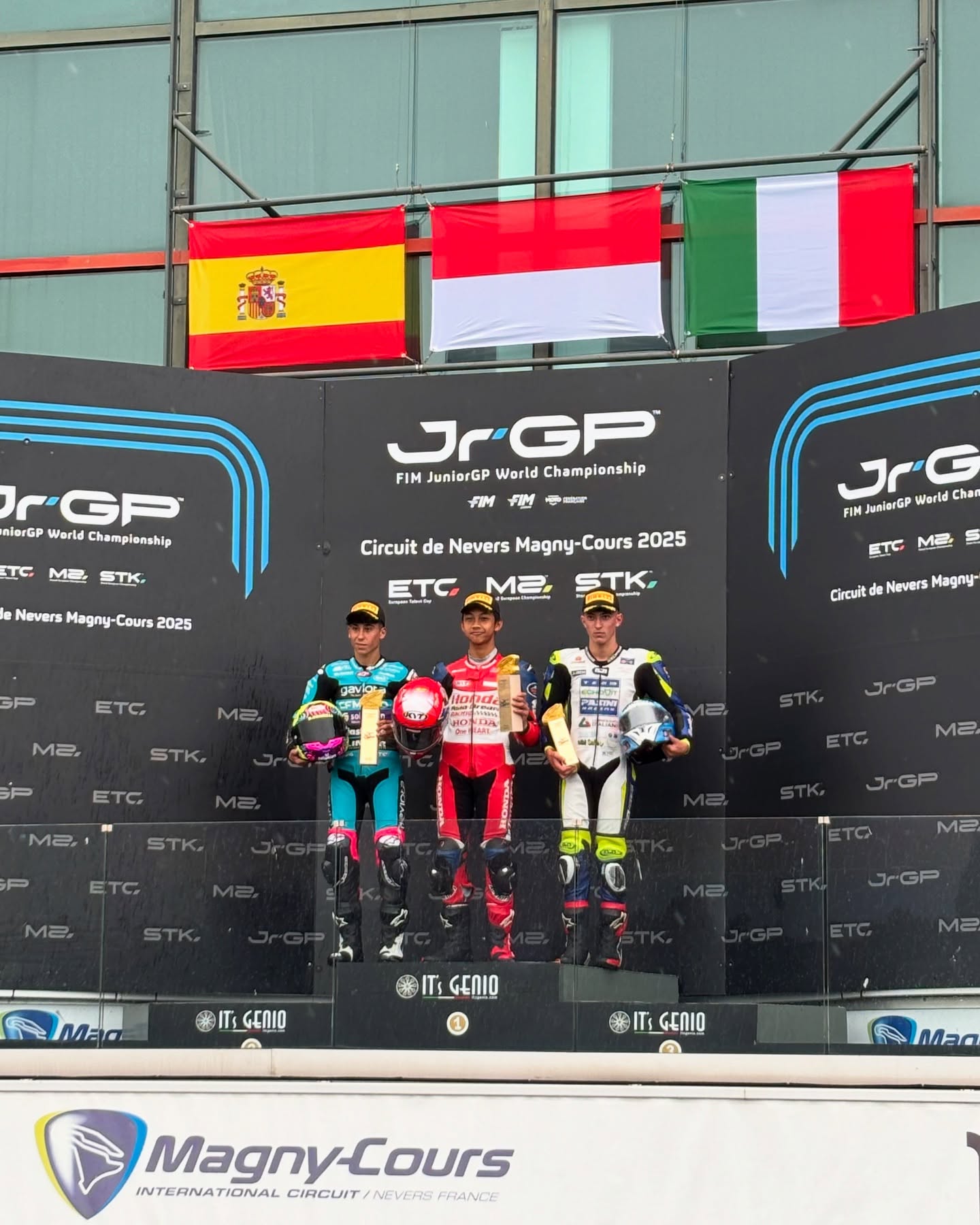 Kiandra Ramadhipa,berhasil Menang di Race 1&nbsp;European Talent Cup Prancis 2025, Indonesia Raya Berkumandang di Sirkuit Magny Cours