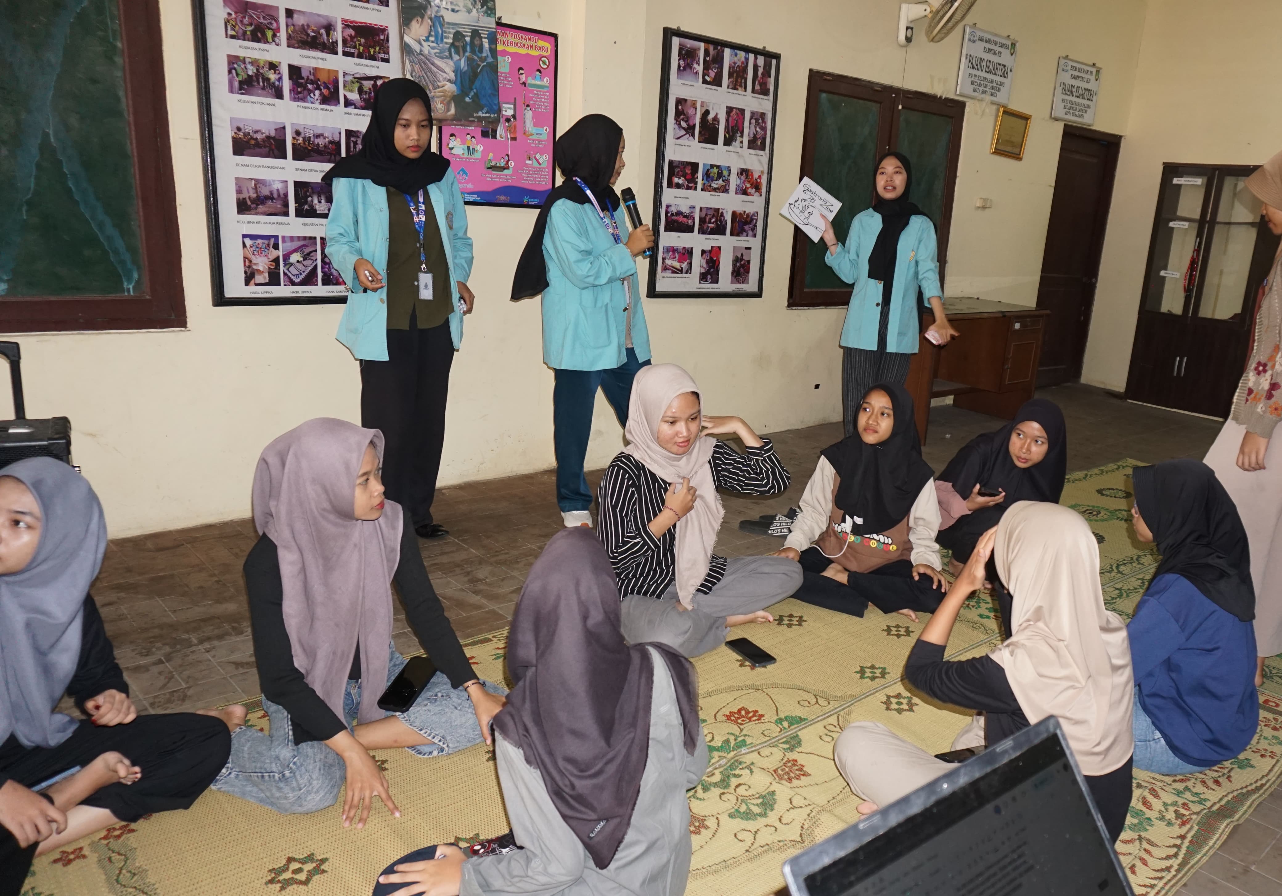 Tim Hibah MBKM Prodi Sosiologi UNS gelar sosialisasi bertema &ldquo;Sosialisasi Kuliner Tradisional: Kenal, Cinta, Lestarikan! di Pajang, Laweyan, Solo, Sabtu (28/6/2025).