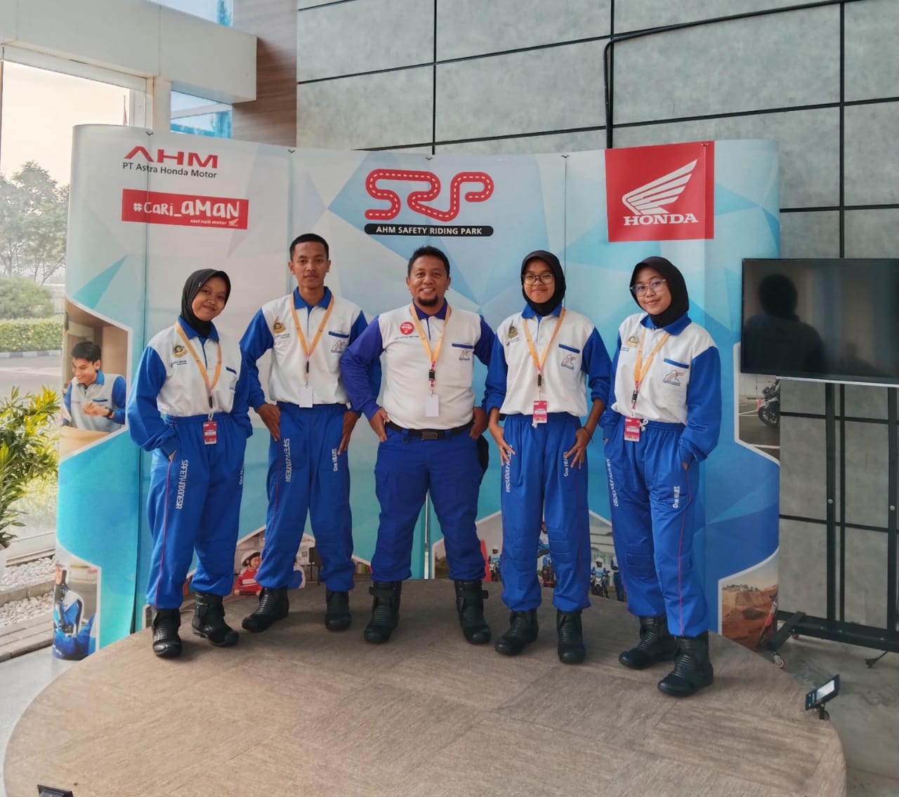 SMKN 1 Bulakamba Brebes Sabet Dua Juara di Safety Riding Camp 2025