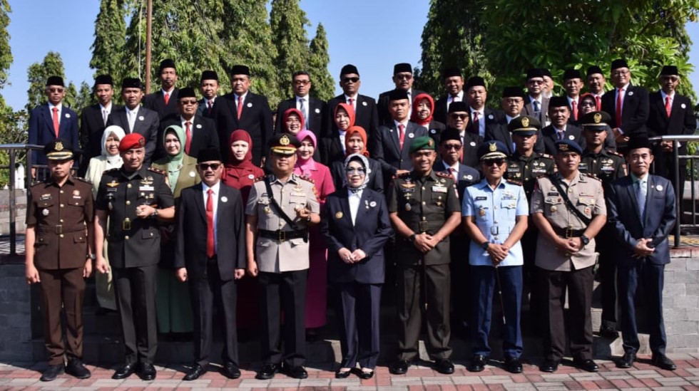 Ziarah ini bukan sekadar seremonial rutin. Melainkan sebagai bentuk penghargaan atas jasa-jasa para pahlawan.