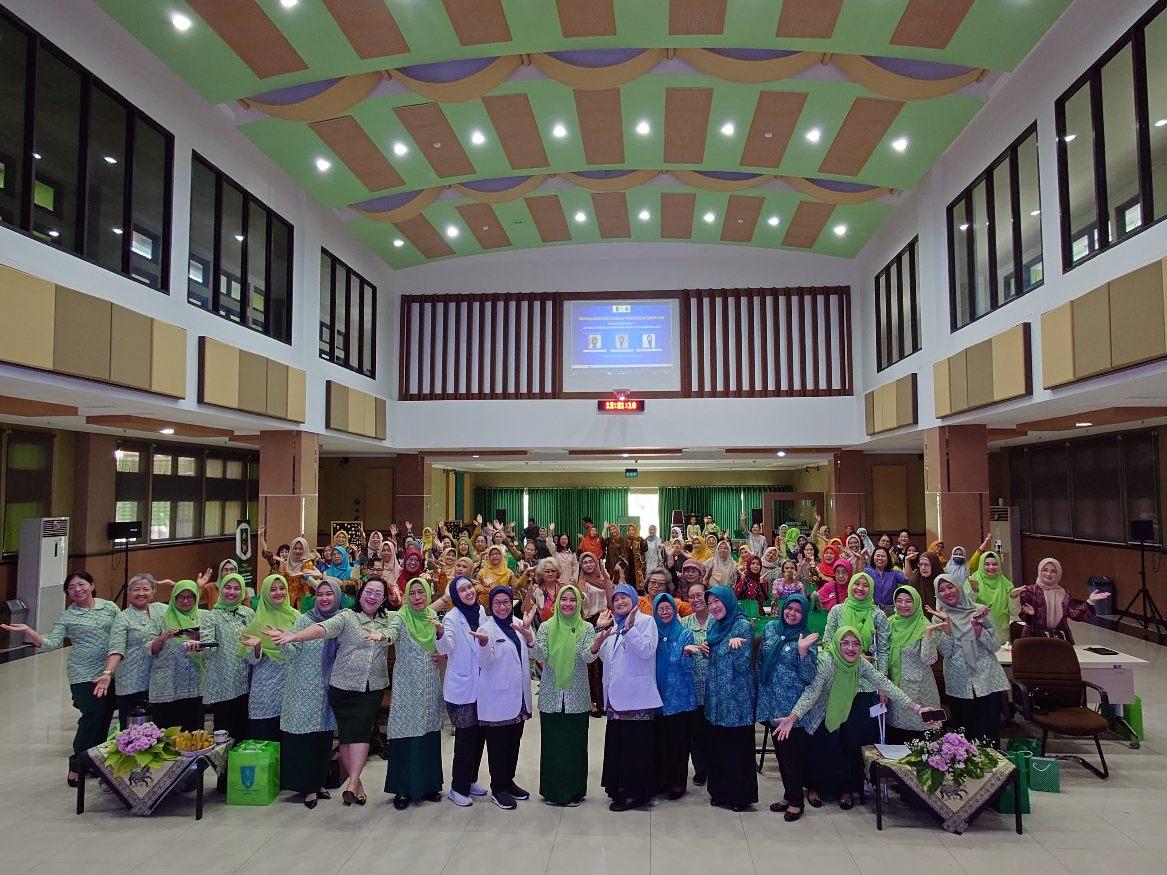 Pada kegiatan ini, dihadirkan tiga pembicara yang kompeten di bidang Fertilitas, Endokrinologi, dan Reproduksi serta Uroginekologi Rekonstruksi.