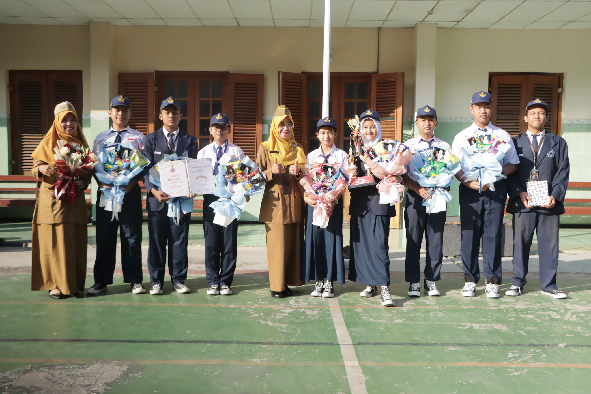 Siswa SMPN 4 Surakarta raih perunggu Japan Design, Idea, and Invention Expo 2025 dikenalkan dalam MPLS, Senin (14/7).
