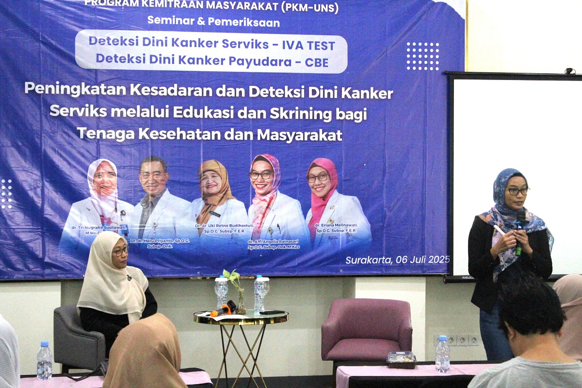 Tim pengabdian UNS menggelar kegiatan bertajuk &ldquo;Peningkatan Kesadaran dan Deteksi Dini Kanker Serviks melalui Edukasi dan Skrining HPV bagi Tenaga Kesehatan dan Masyarakat&rdquo;.