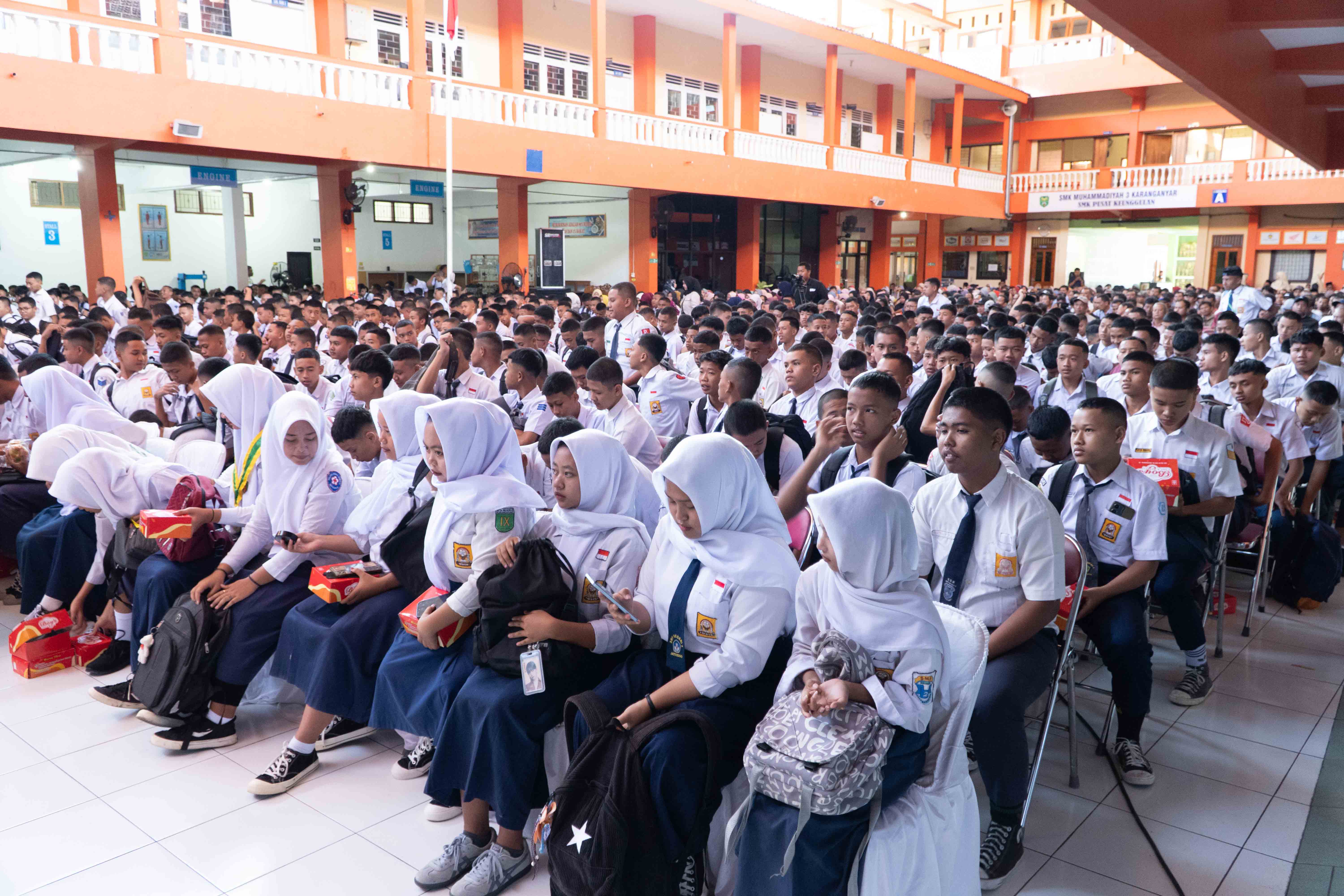 Siswa baru peserta Awalussanah.