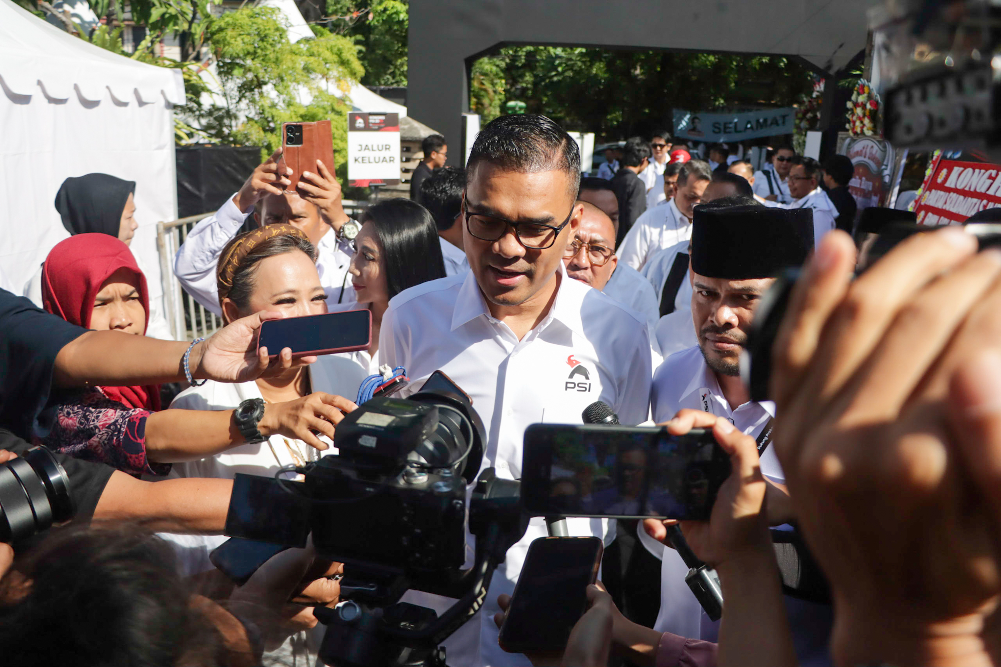Bro Ron Deg-Degan Jelang Hasil Kongres PSI,&nbsp;Ungkap Strategi Murah Meriah Menangkan Pemilu Raya