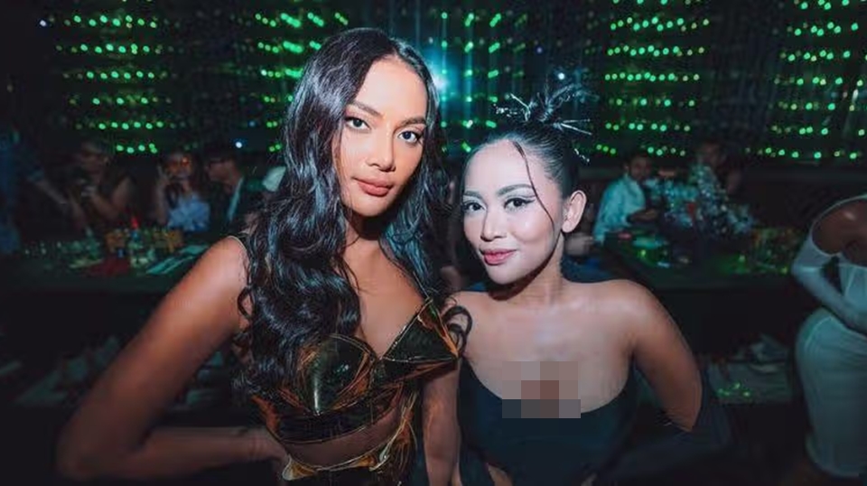 Rachel Vennya Peluk Erat Erika Carlina Usai Ngaku Hamil 9 Bulan di Podcast Deddy Corbuzier,&nbsp;Ungkap Pesan Haru