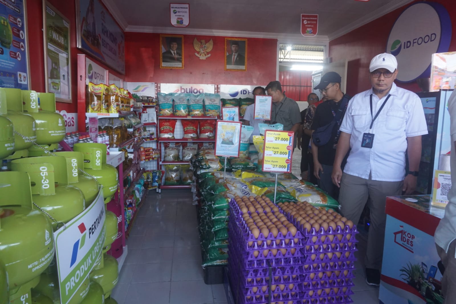 Salah satu unit usaha di Koperasi Desa (Kopdes) Merah Putih di Desa Bentangan, Kecamatan Wonosari, Klaten. (Angga Purenda/Radar Solo)