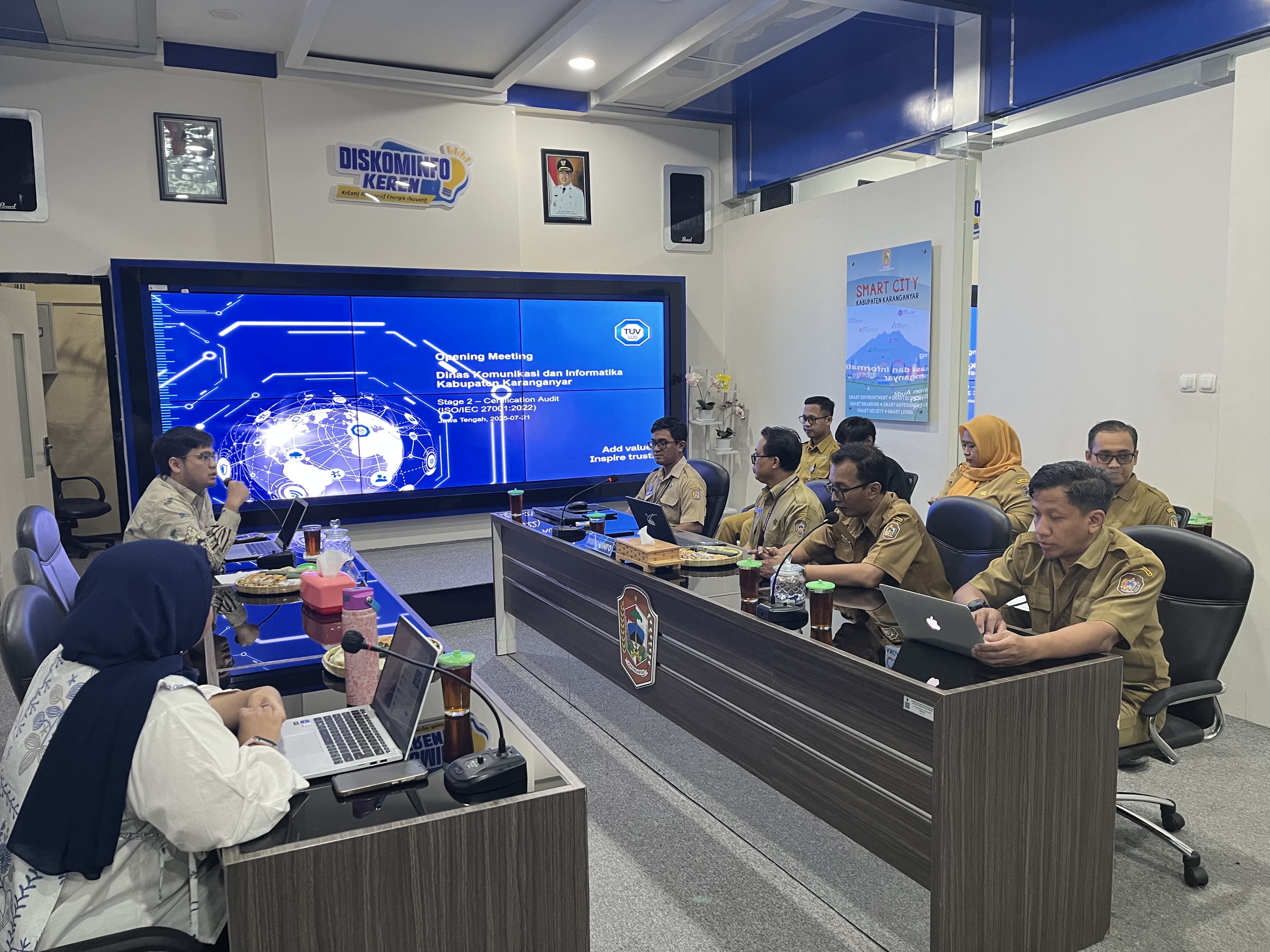 Pemkab Karanganyar jalani audit ISO 27001:2022 selama 3 hari untuk pastikan keamanan data publik sesuai standar internasional.