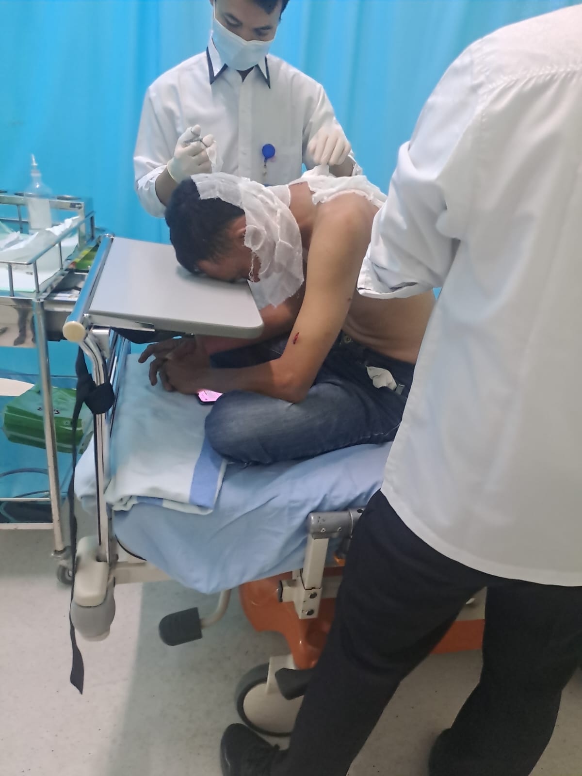 Driver Maxim Ditusuk Saat Angkut Lemari di Gumpang Kartasura, Pelaku Masih di Bawah Umur