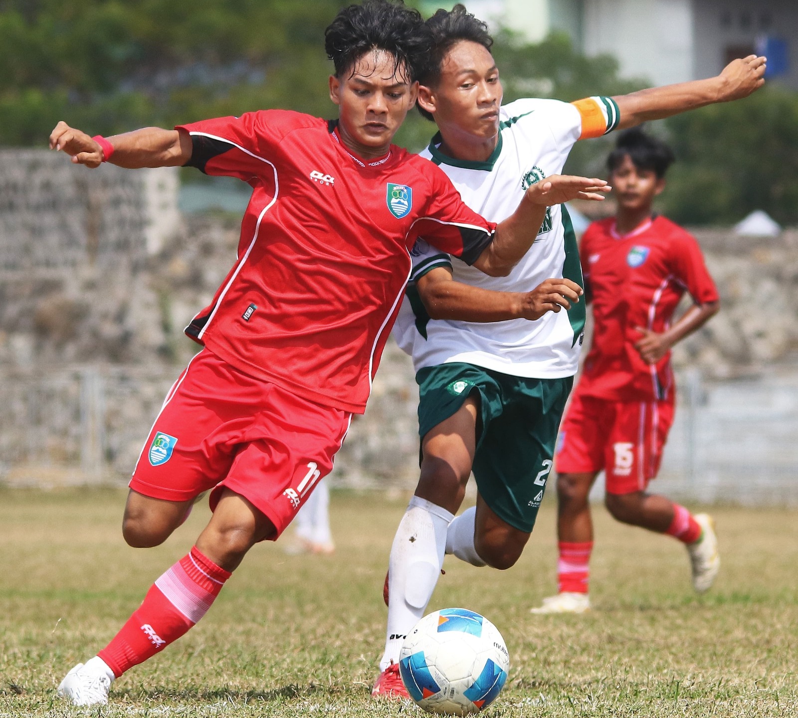 SARAT GENGSI: Persiwi U-17 saat berlaga melawan PSIK Klaten di Piala Soeratin U-17 di Stadion Angkatan 45,&nbsp;Kamis (24/7/2025)  &nbsp;