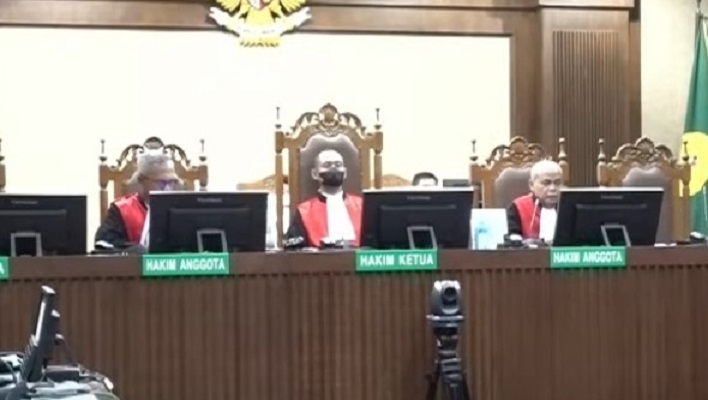 Rios Rahmanto pimpin sidang pembacaan vonis terhadap Sekjen PDI Perjuangan Hasto Kristiyanto, Jumat (25/7/2025).