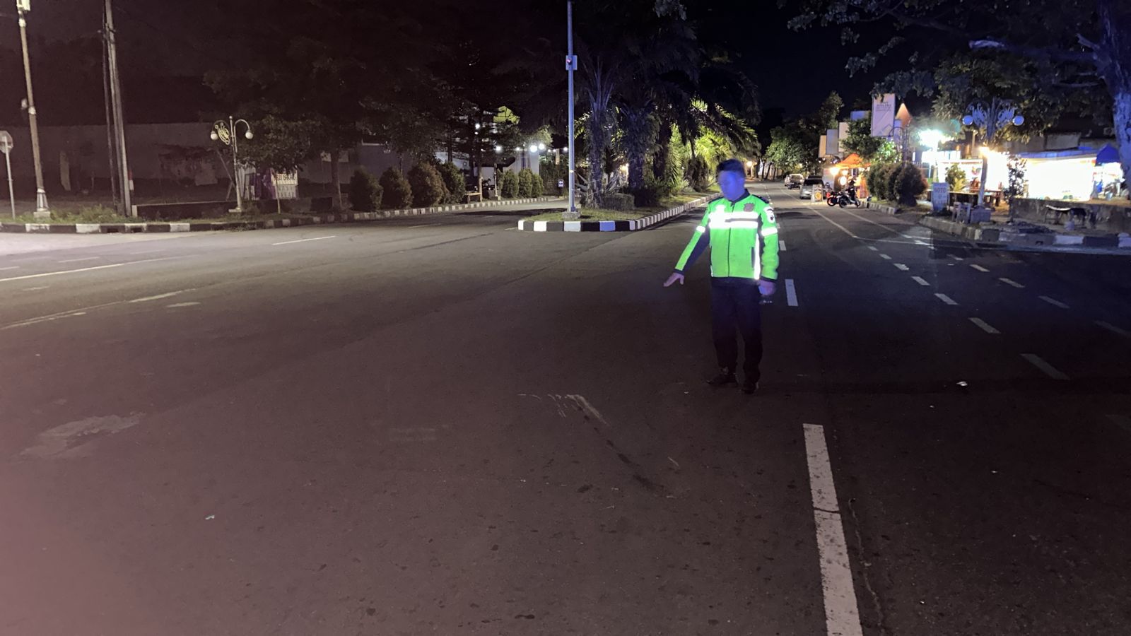 Polisi olah TKP di Simpang 4 Tugu Jagung, Boyolali, Senin (28/7) malam.