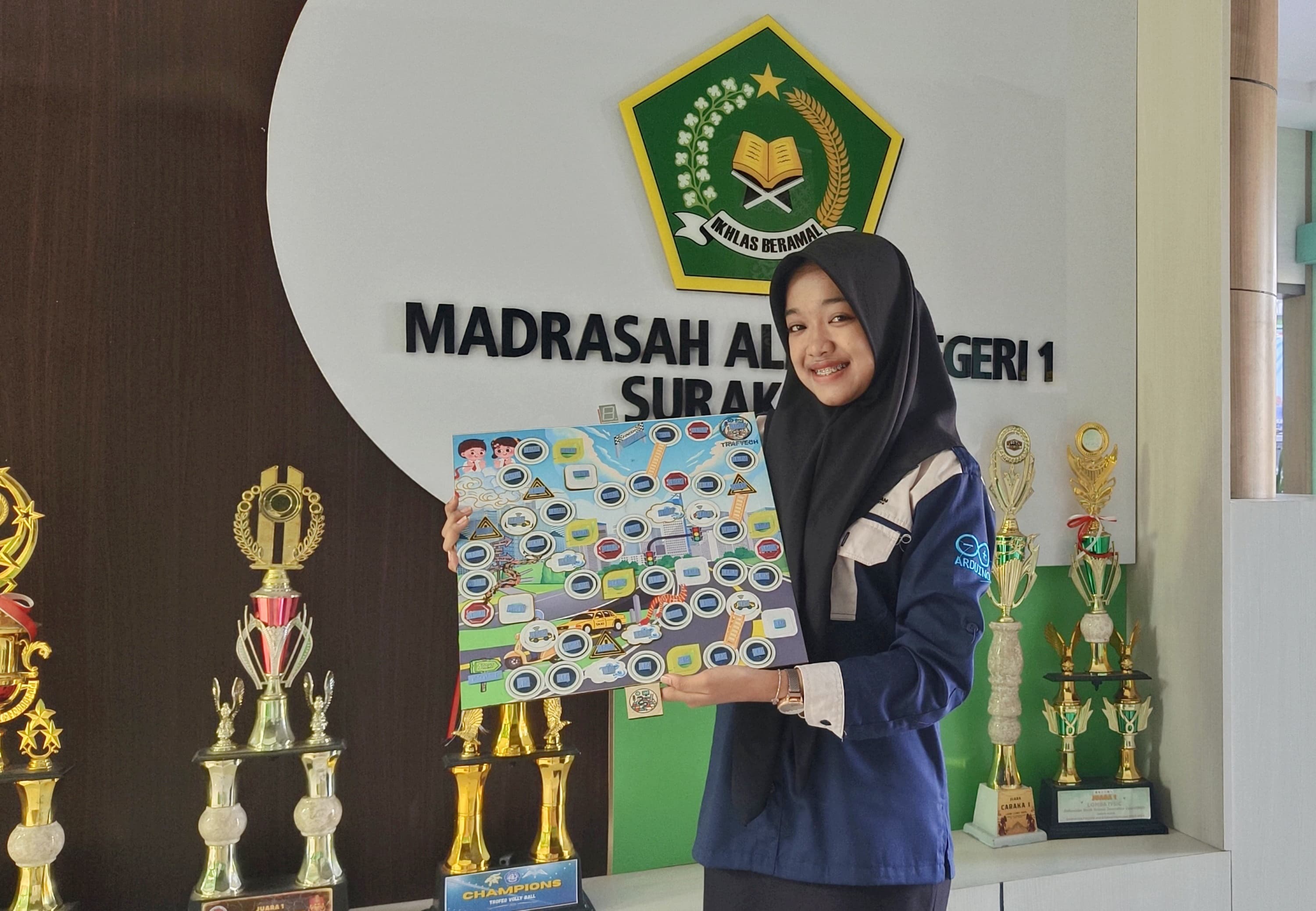 Salma sebagai pencetus ular tangga modern (Silvester Kurniawan/Radar Solo)