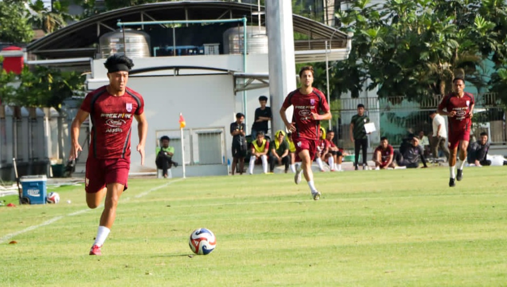 Kodai Tanaka saat dimainkan Persis Solo dalam sebuah laga uji coba.