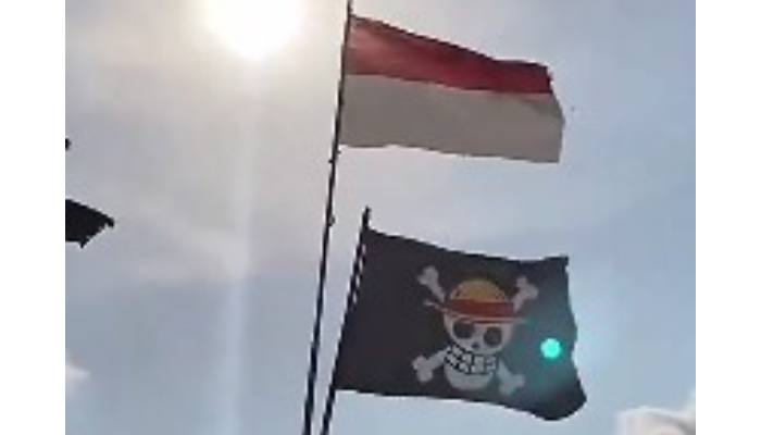 Fenomena pemasangan bendera Jolly Roger One Piece, yang makin marak jelang HUT Kemerdekaan RI.