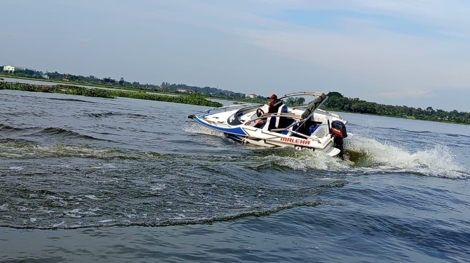 Speedboat menjadi ikon baru di Waduk Cengklik Boyolali.