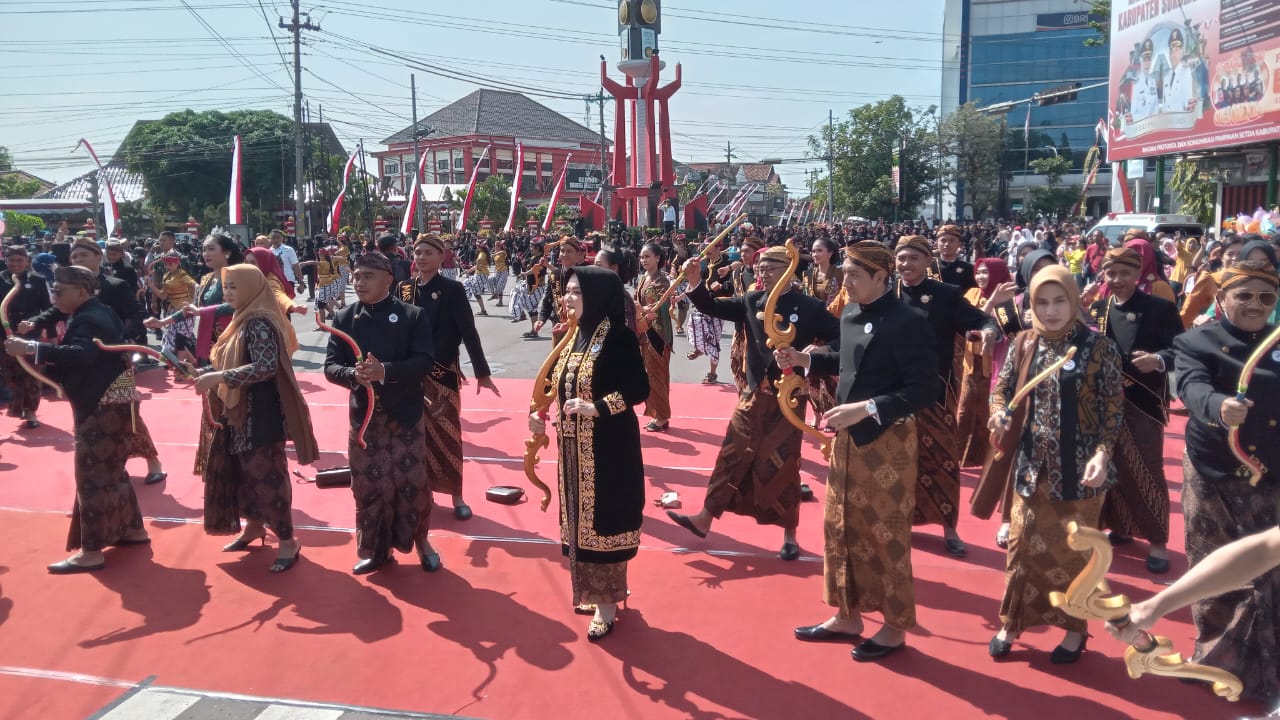 Ilustrasi flashmob tarian keprajuritan meriahkan Hari Jadi Ke-79 Kabupaten Sukoharjo, Selasa (15/7).