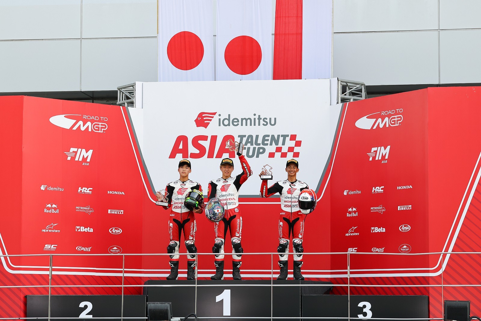 M. Badly Ayatullah, pebalap muda binaan PT Astra Honda Motor (AHM), berhasil mencatatkan prestasi gemilang di ajang Idemitsu Asia Talent Cup (IATC) 2025.