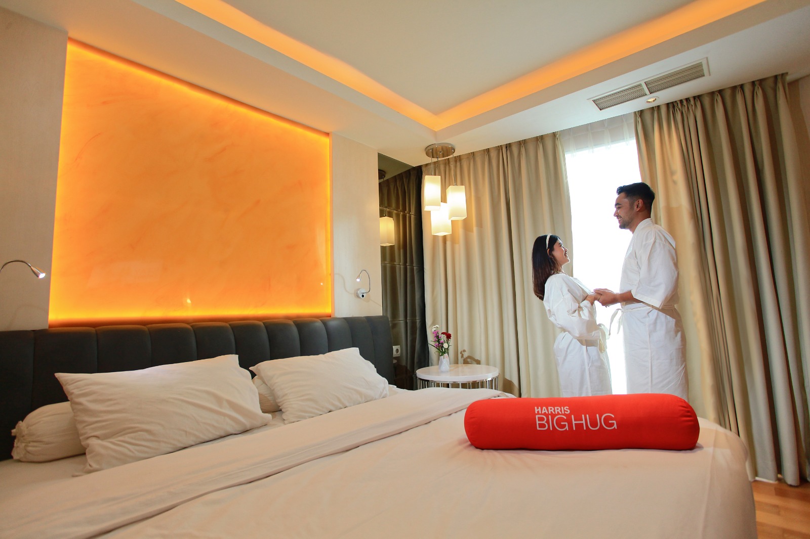 HARRIS-POP! Hotel Solo memberikan promo menarik selama Juli-Agustus 2025. Jangan ketinggalan!.