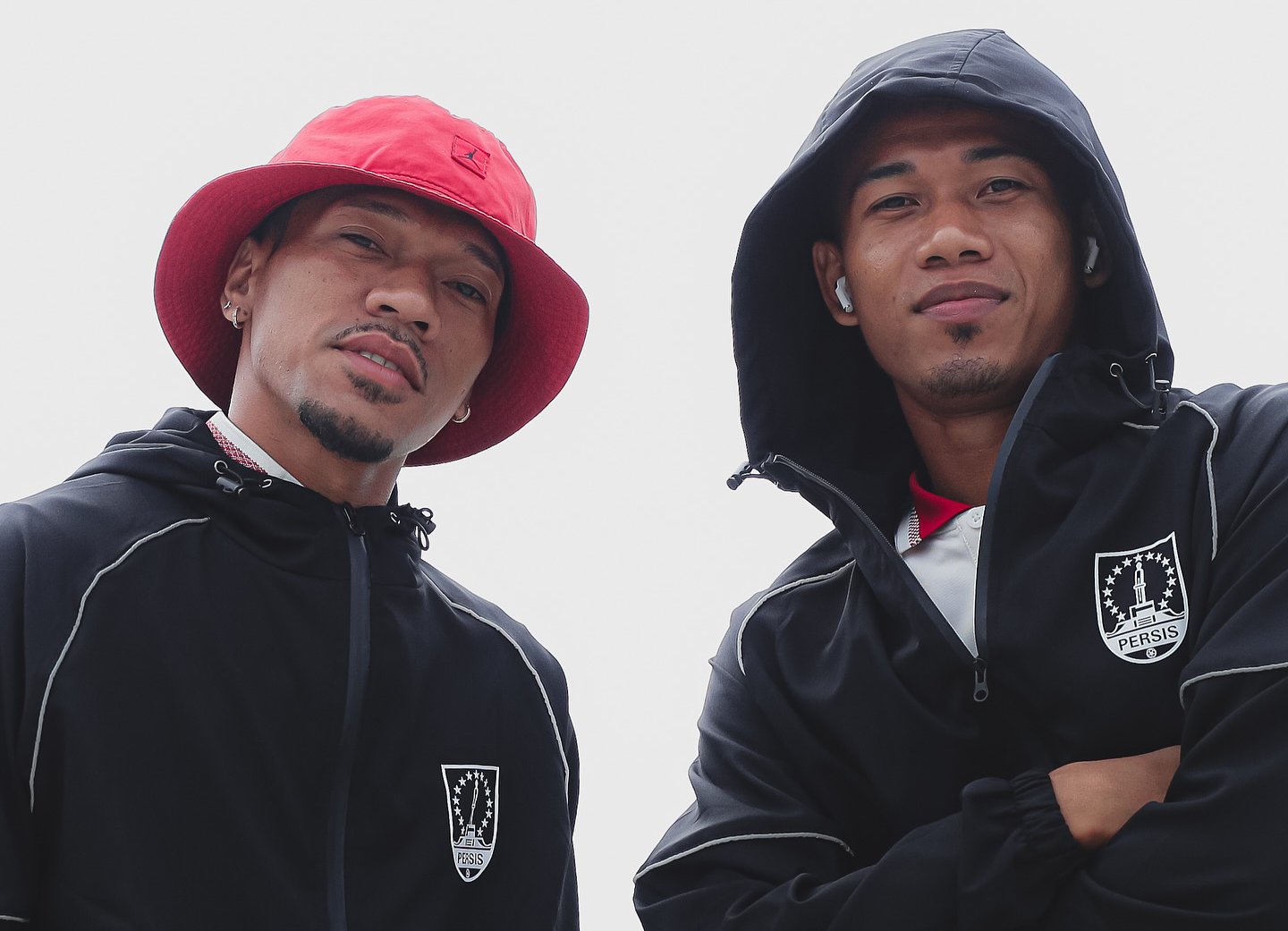BERSIAP: Giovanni Numberi dan Agung Mannan dipersiapkan Persis Solo untuk melawan Madura United