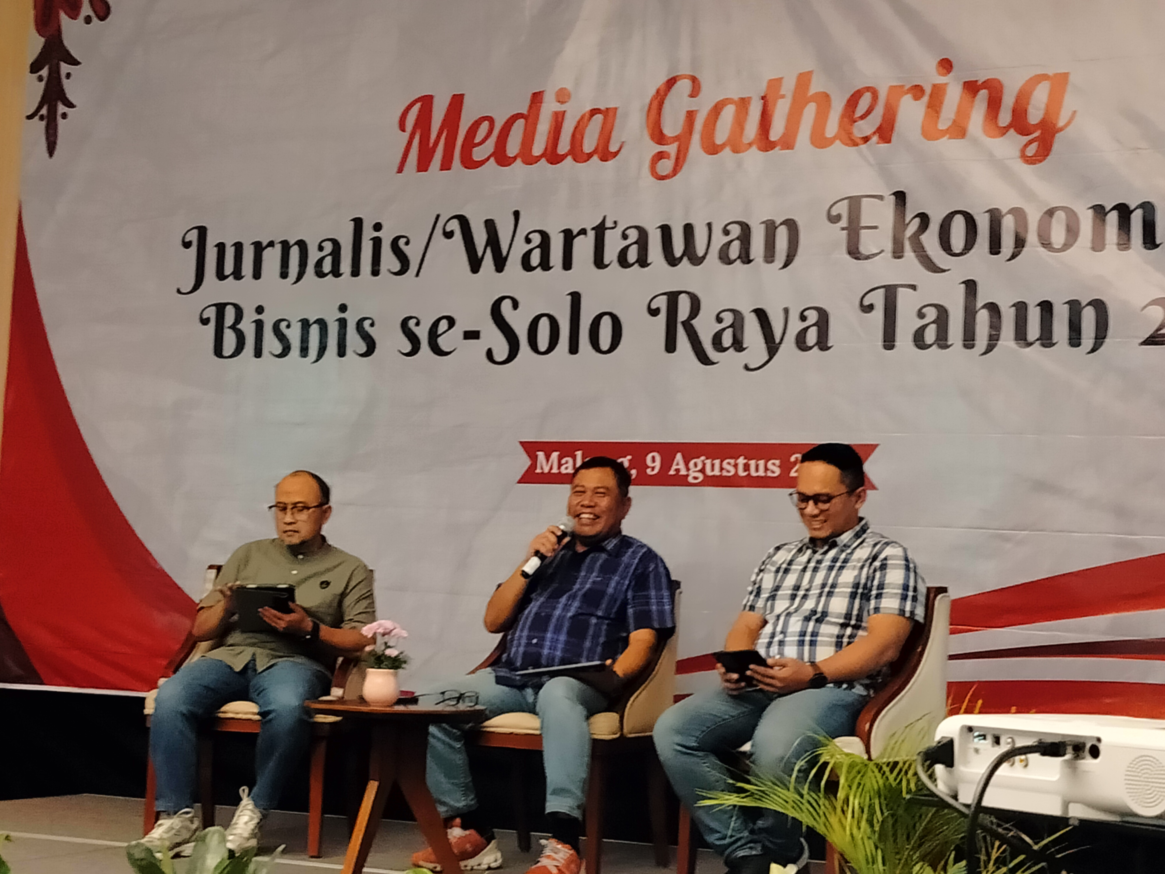 Media gathering bersama OJK Solo, Sabtu (9/8).