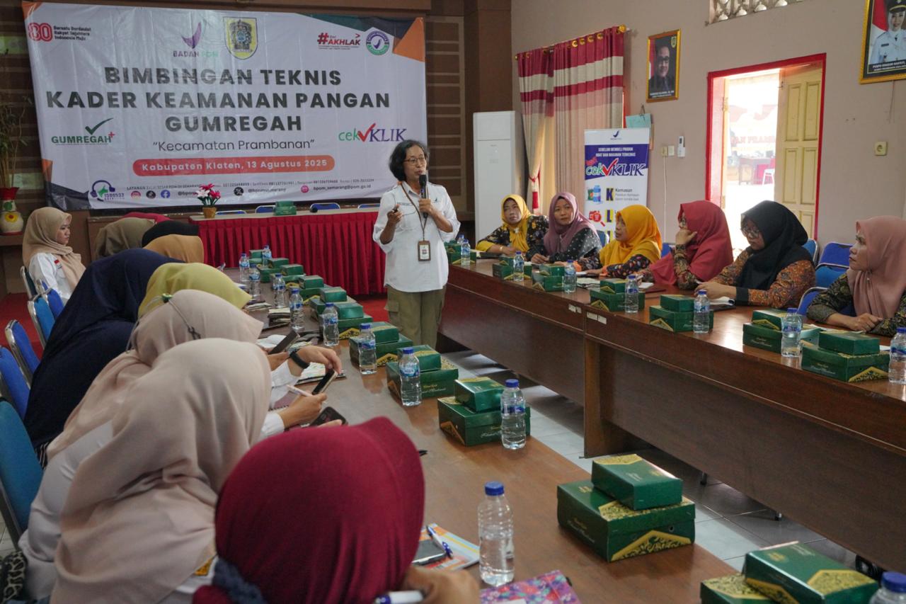 Kader Desa di Prambanan, Klaten ikuti bimtek dari BBPOM, Rabu (13/8/2025). (Dokumentasi Diskominfo Klaten)