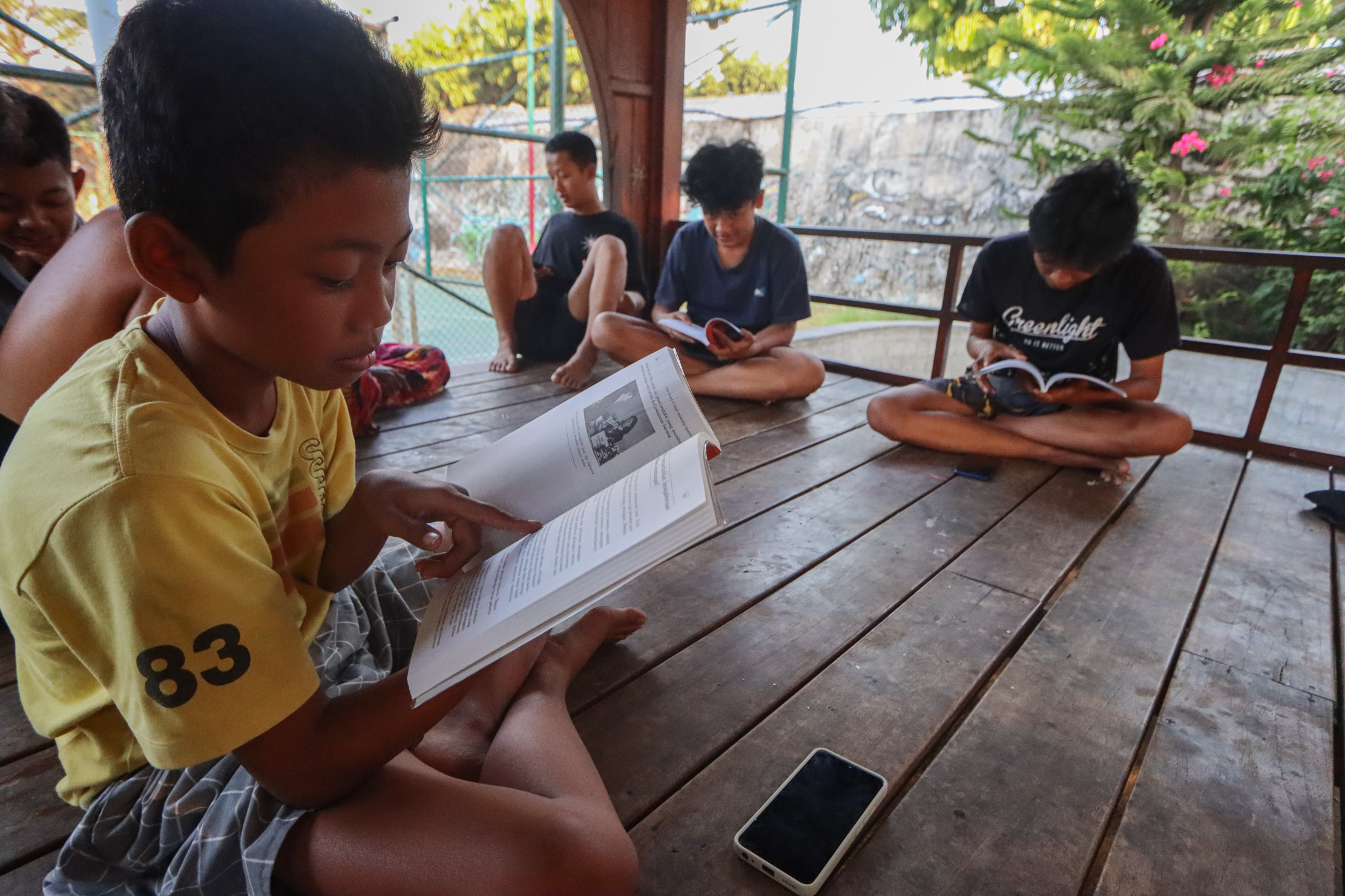 Kegiatan anak-anak di Taman Cerdas. (M Ihsan/Radar Solo)
