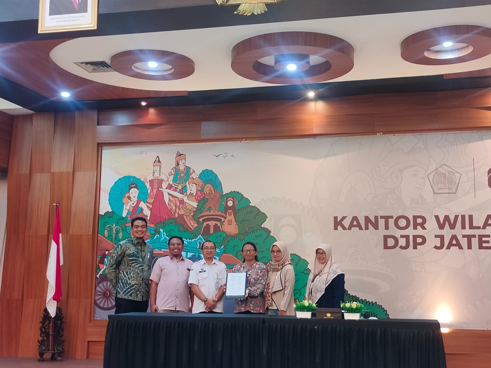 Penandatanganan berita acara FKP Kanwil DJP Jateng II, Rabu (13/8).