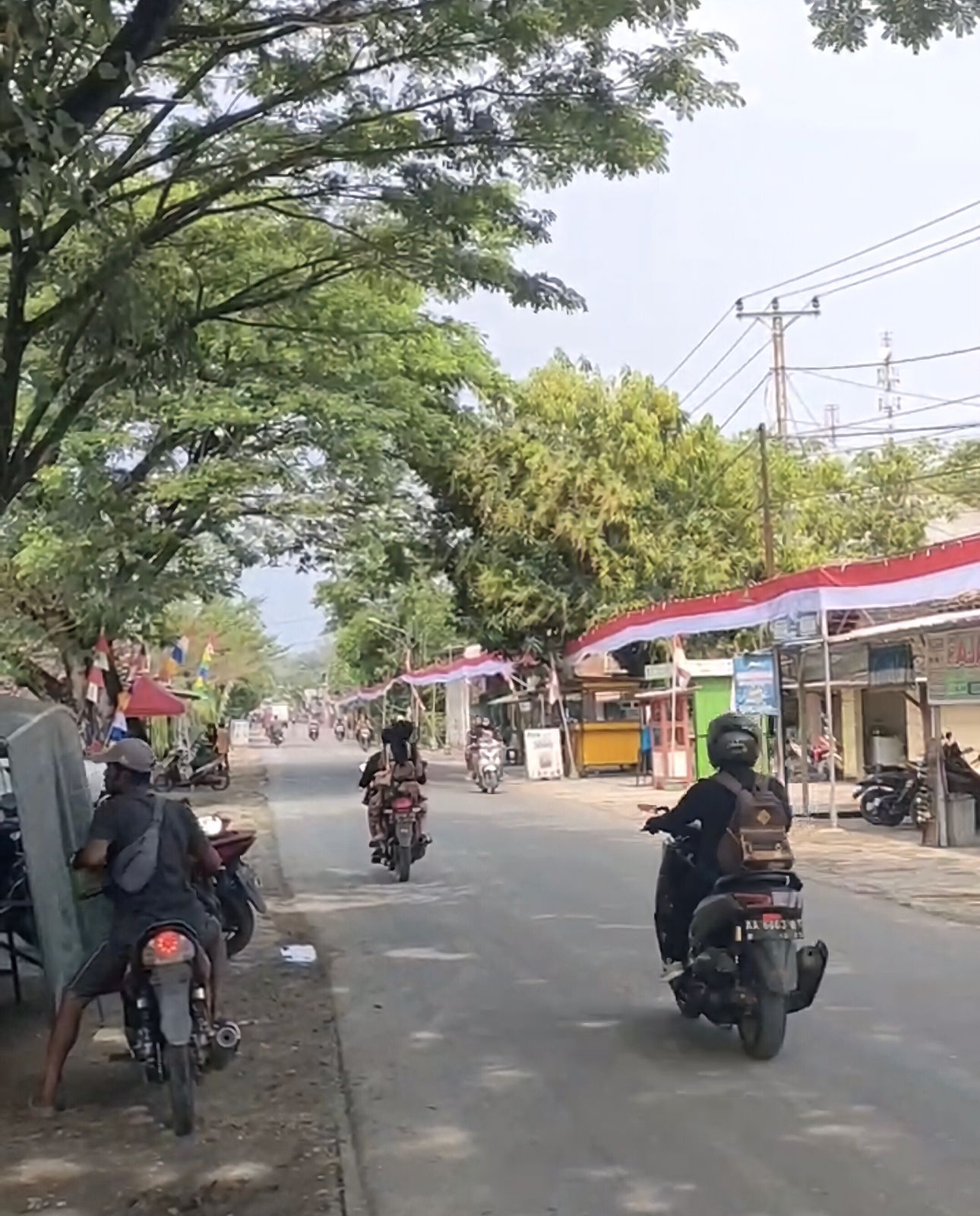 Bendera merah putih sepanjang 630 meter di Desa Juwangi, Kecamatan Juwangi, Boyolali. (Abdul Khofid/Radar Solo)